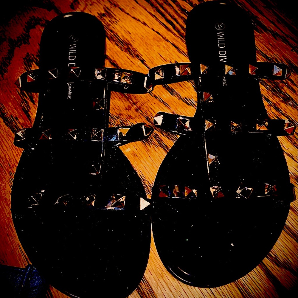 Boutique sandals! Designed by Chick Diva! Size 6 in Women’s!